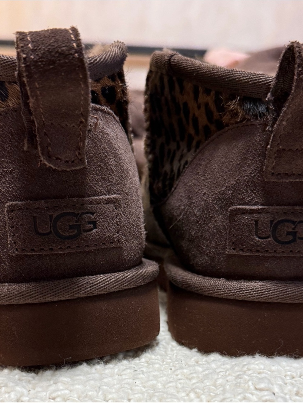 UGG 9M Classic Ultra Mini  Leopard Print Cozy Ankle Boots - Brown - Picture 4 of 6